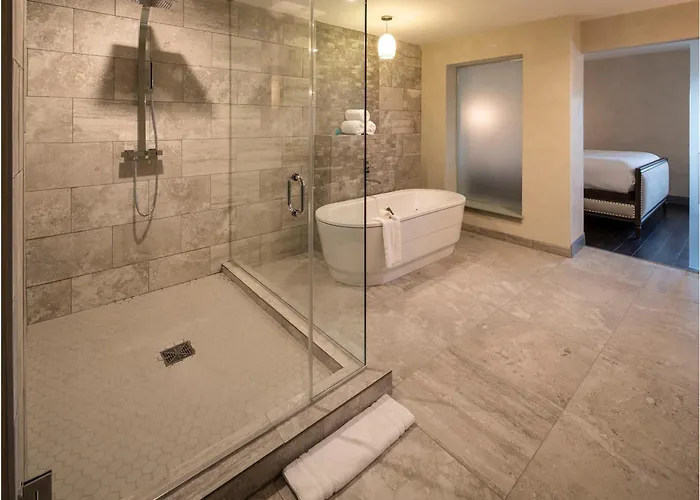 Indigo East Liberty By Ihg Hotel 4*